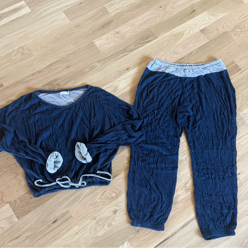 Cozy Navy Blue Matching Set with Gray Accents